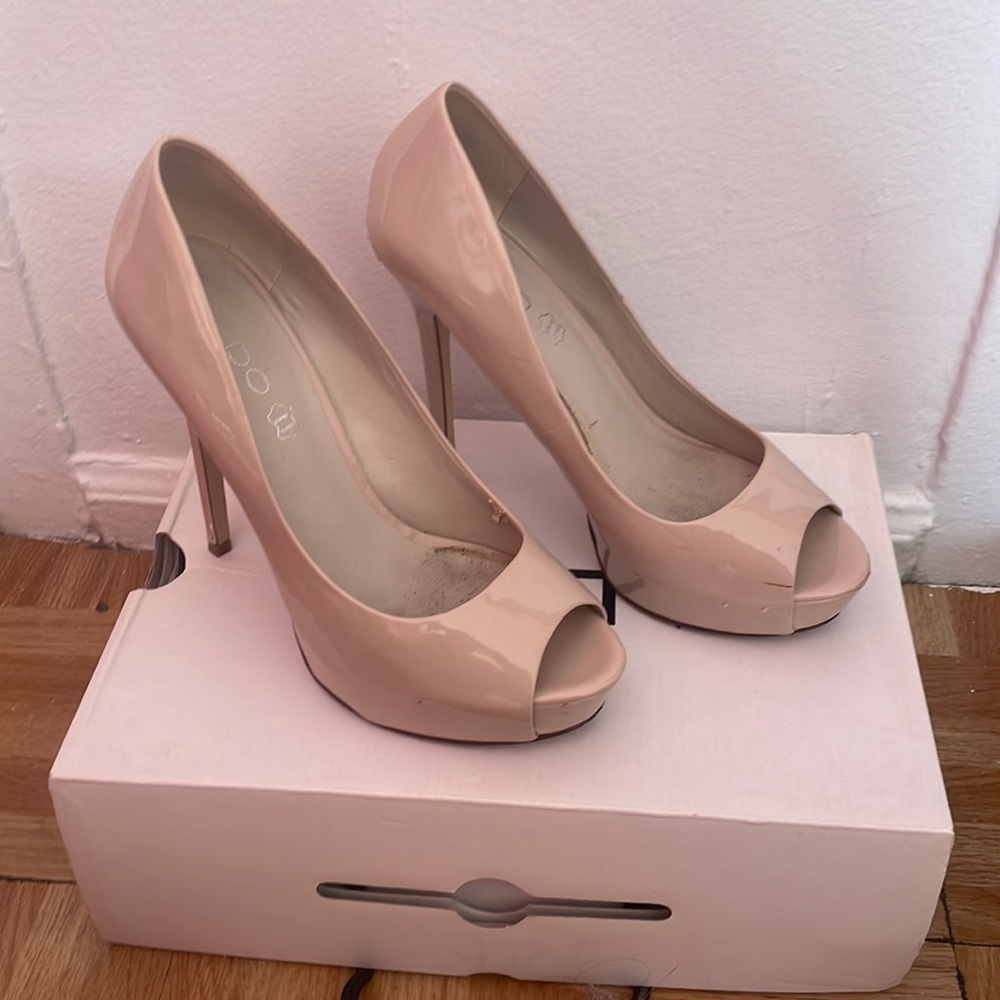 Aldo open toe pumps, cream color, size 7 wmn